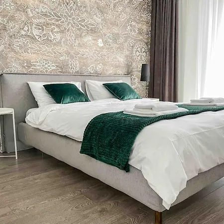 Glamorous 1br W/free Parking Apartment *
