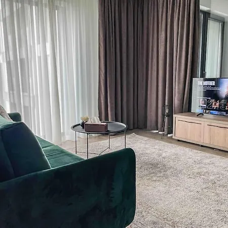 Glamorous 1br W/free Parking *
