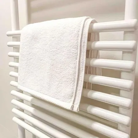 Glamorous 1br W/free Parking Apartment